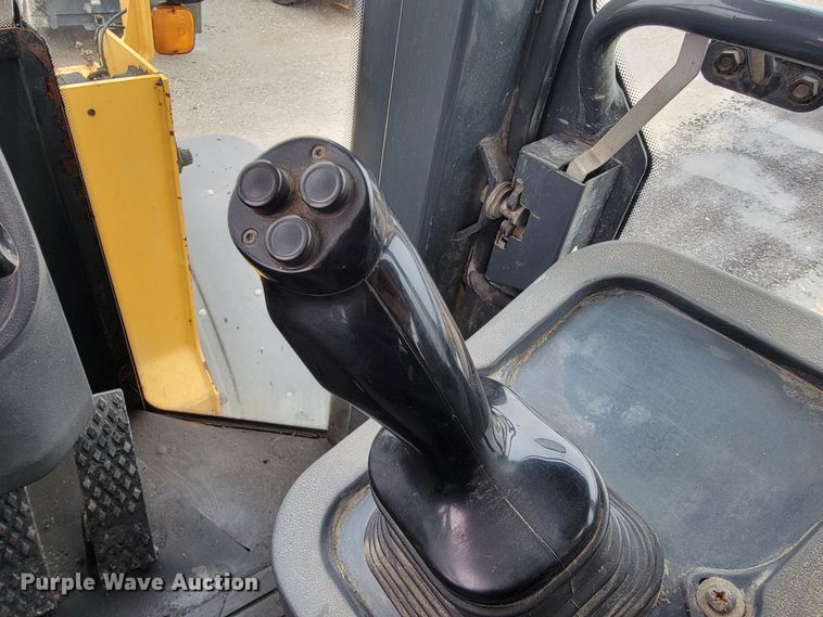 image for item JL9521 2007 John Deere 444J  wheel loader