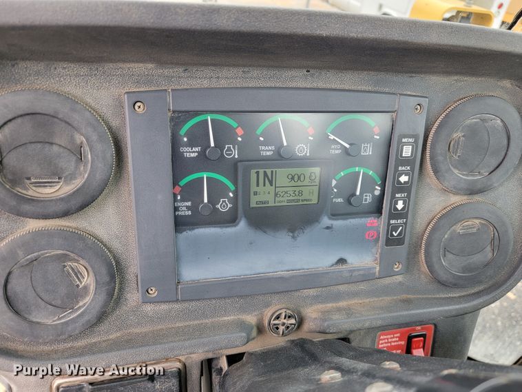 image for item JL9521 2007 John Deere 444J  wheel loader