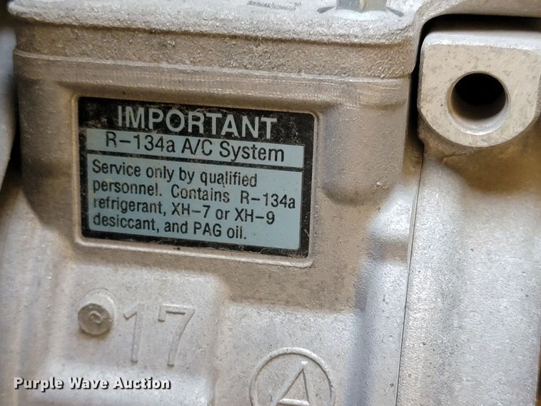 image for item JL9521 2007 John Deere 444J  wheel loader