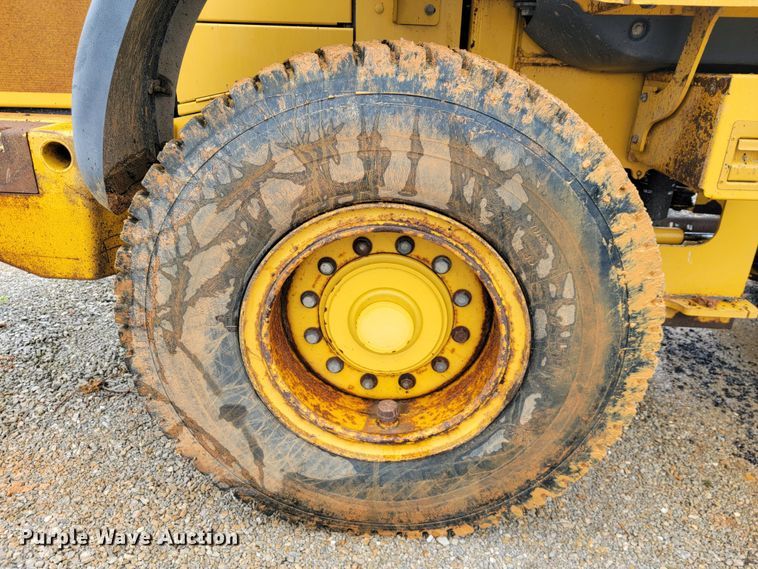 image for item JL9521 2007 John Deere 444J  wheel loader