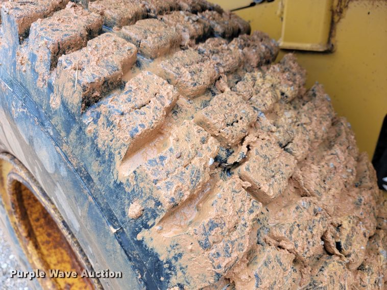 image for item JL9521 2007 John Deere 444J  wheel loader