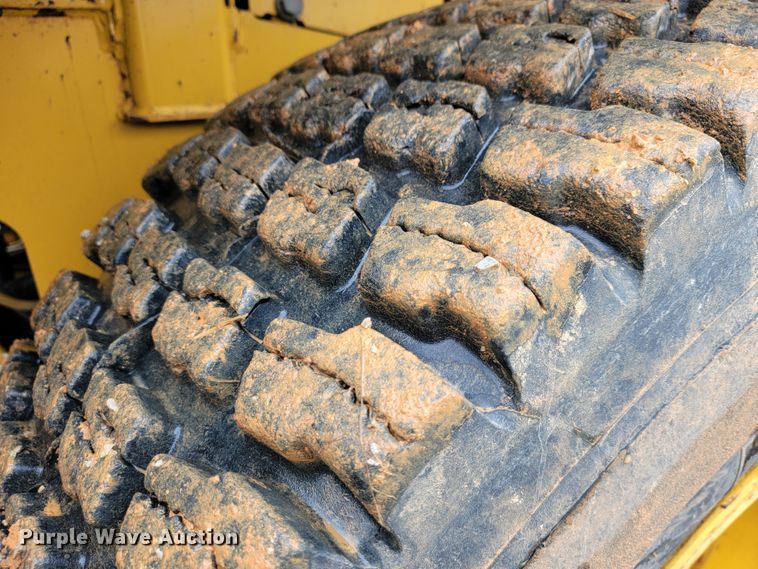 image for item JL9521 2007 John Deere 444J  wheel loader