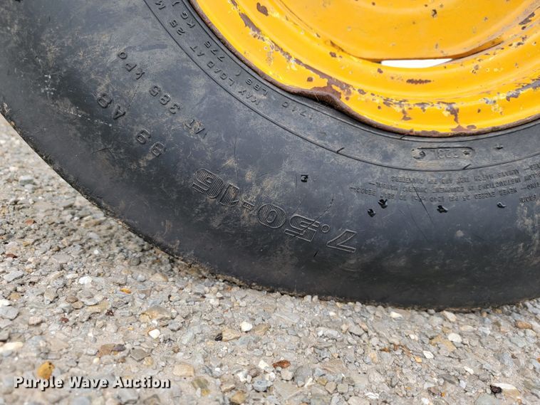 image for item JL9522 2007 John Deere 5325  tractor