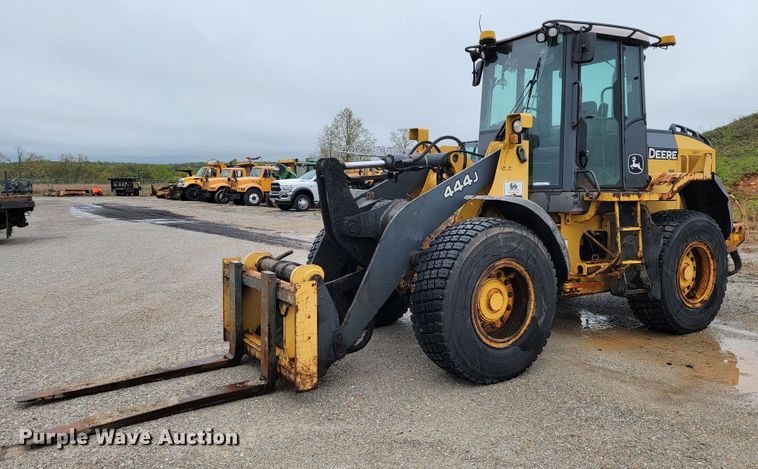 image for item JL9523 2007 John Deere 444J  wheel loader