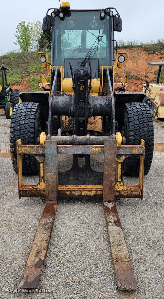 image for item JL9523 2007 John Deere 444J  wheel loader