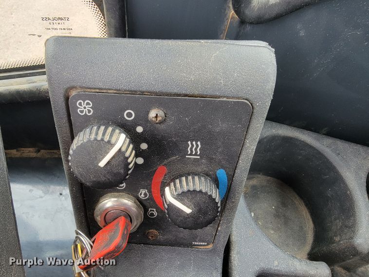 image for item JL9523 2007 John Deere 444J  wheel loader