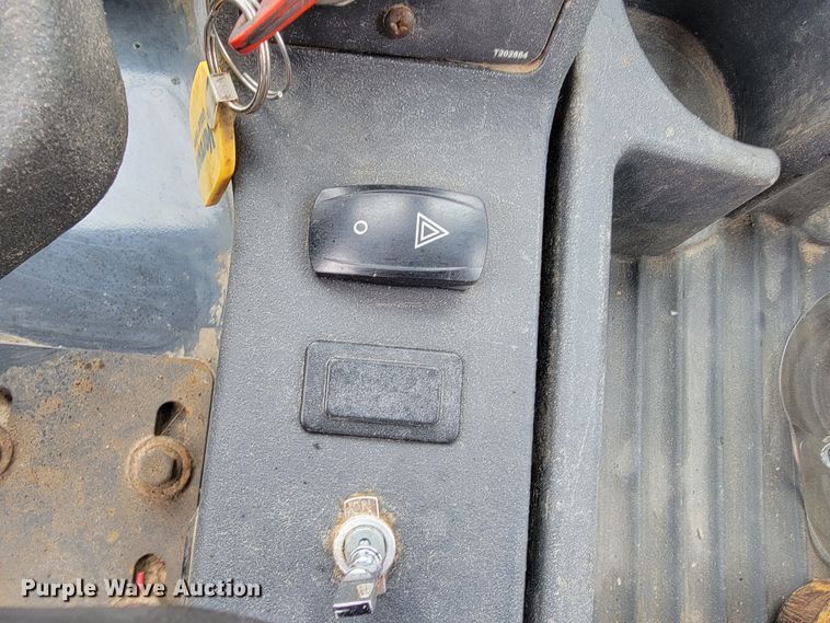 image for item JL9523 2007 John Deere 444J  wheel loader