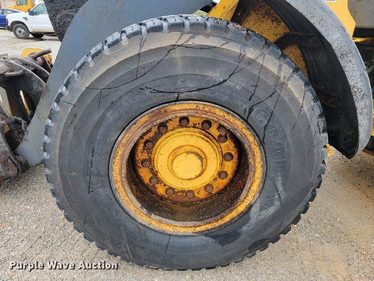 image for item JL9523 2007 John Deere 444J  wheel loader