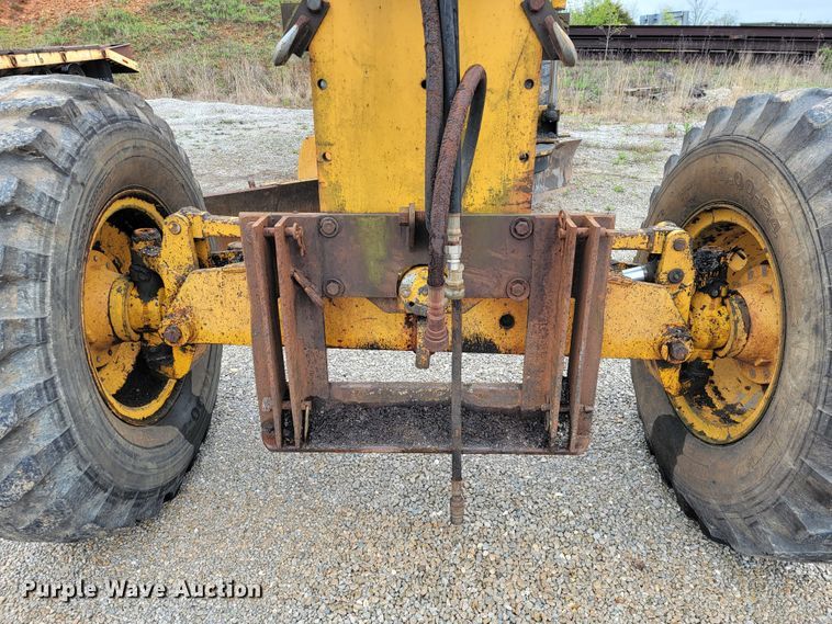 image for item JL9529 1988 John Deere 670B  motor grader