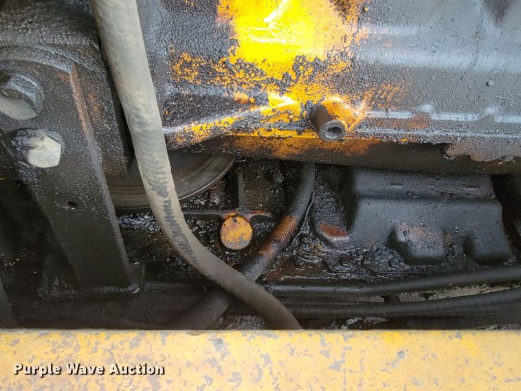 image for item JL9529 1988 John Deere 670B  motor grader