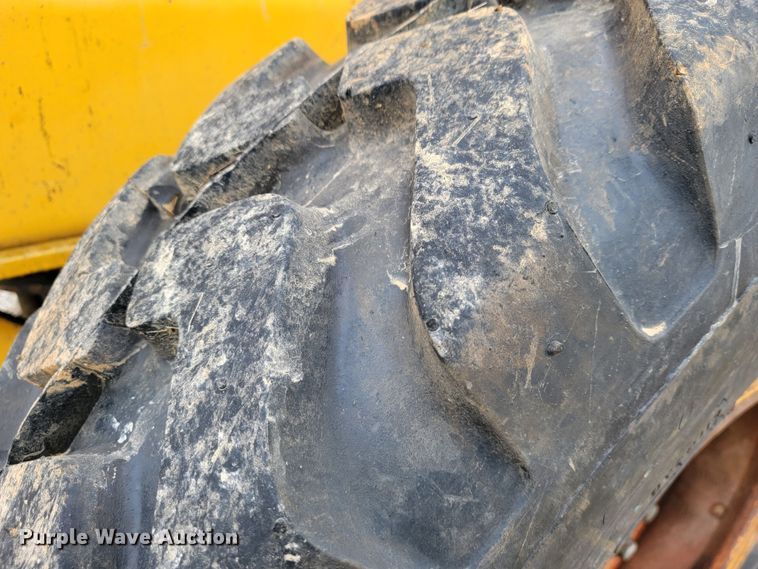 image for item JL9529 1988 John Deere 670B  motor grader