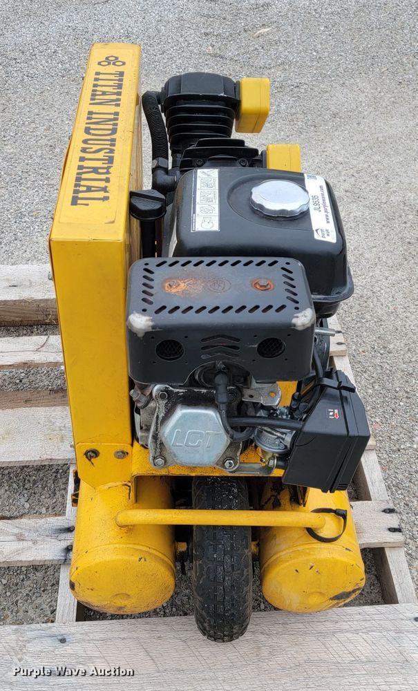 image for item JL9535 Titan TAC-2T  air compressor