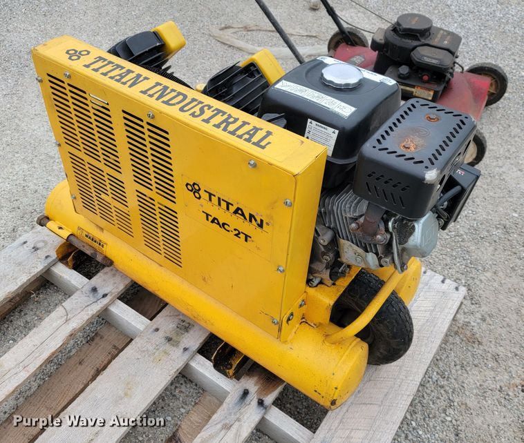 image for item JL9535 Titan TAC-2T  air compressor