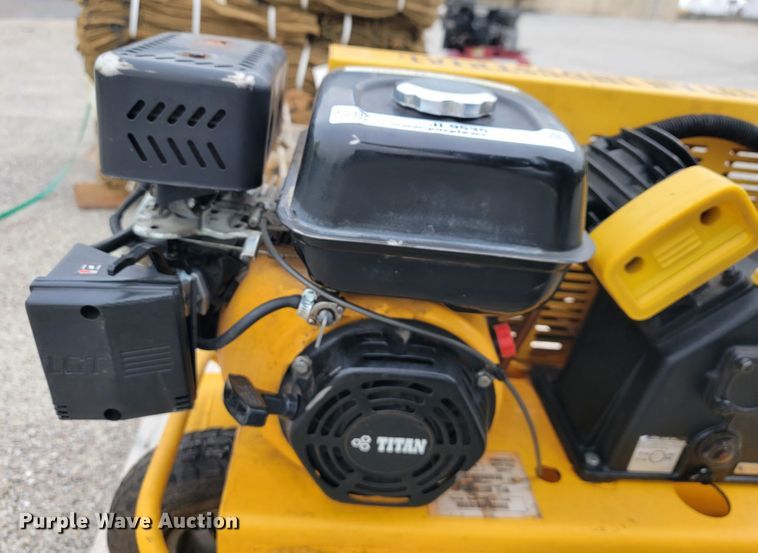 image for item JL9535 Titan TAC-2T  air compressor