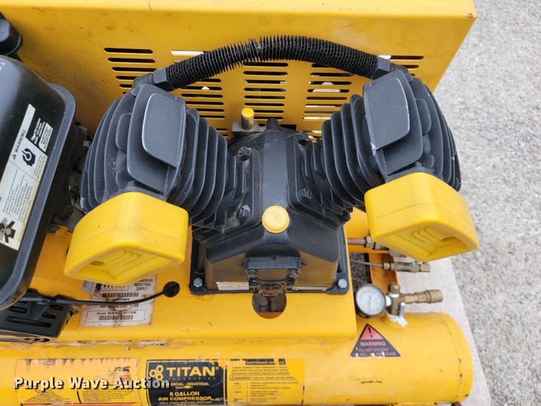 image for item JL9535 Titan TAC-2T  air compressor