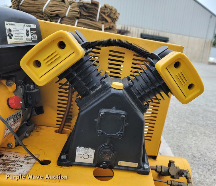 image for item JL9535 Titan TAC-2T  air compressor