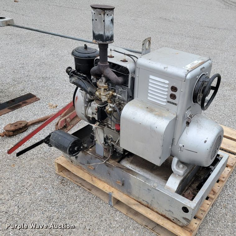 image for item JL9538 Hobart GW-222  welder/generator