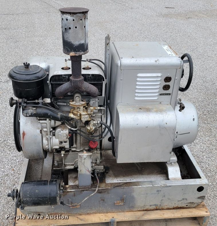 image for item JL9538 Hobart GW-222  welder/generator