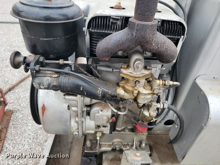 image for item JL9538 Hobart GW-222  welder/generator