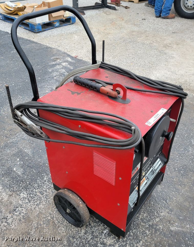 image for item JL9540 Lincoln Idealarc 250  welder