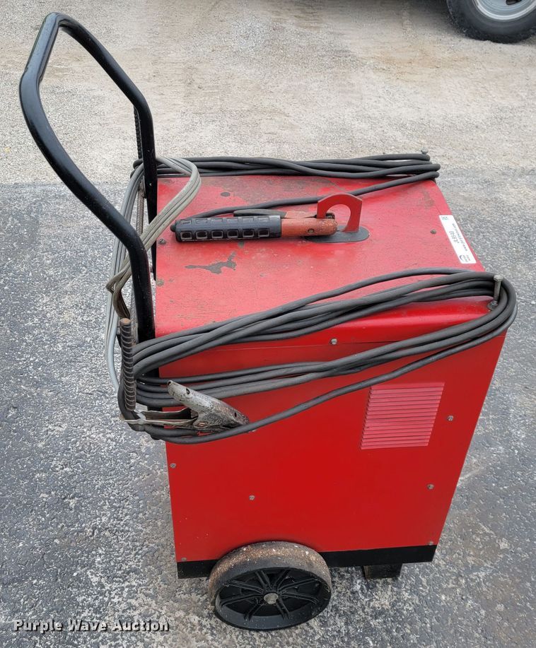image for item JL9540 Lincoln Idealarc 250  welder