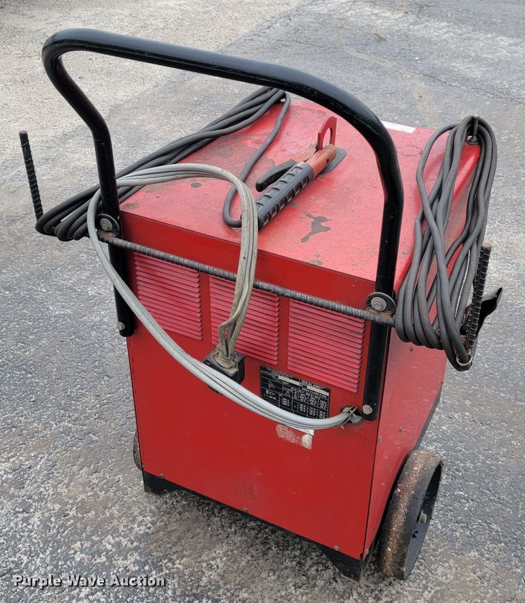 image for item JL9540 Lincoln Idealarc 250  welder