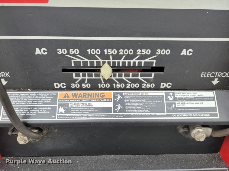 image for item JL9540 Lincoln Idealarc 250  welder