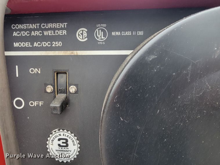 image for item JL9540 Lincoln Idealarc 250  welder