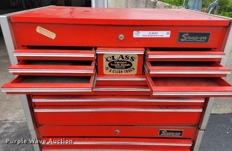 image for item JL9543 Snap-on  toolbox