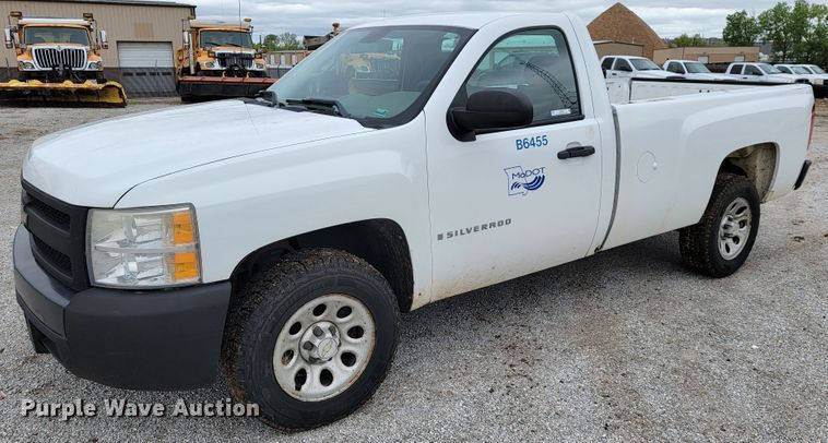 image for item JL9554 2008  Chevrolet Silverado 1500  pickup truck