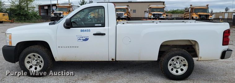 image for item JL9554 2008  Chevrolet Silverado 1500  pickup truck