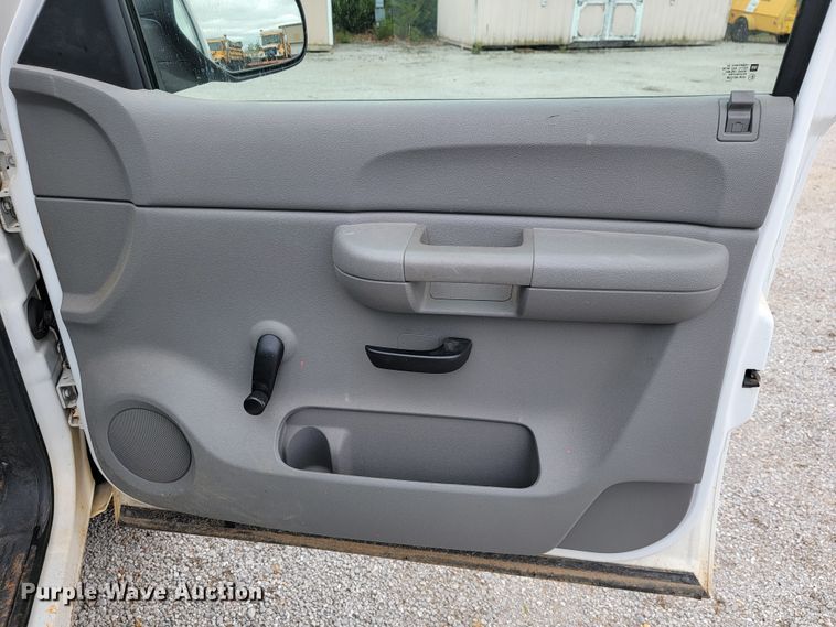 image for item JL9554 2008  Chevrolet Silverado 1500  pickup truck