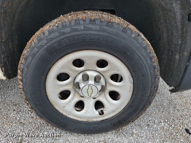 image for item JL9554 2008  Chevrolet Silverado 1500  pickup truck