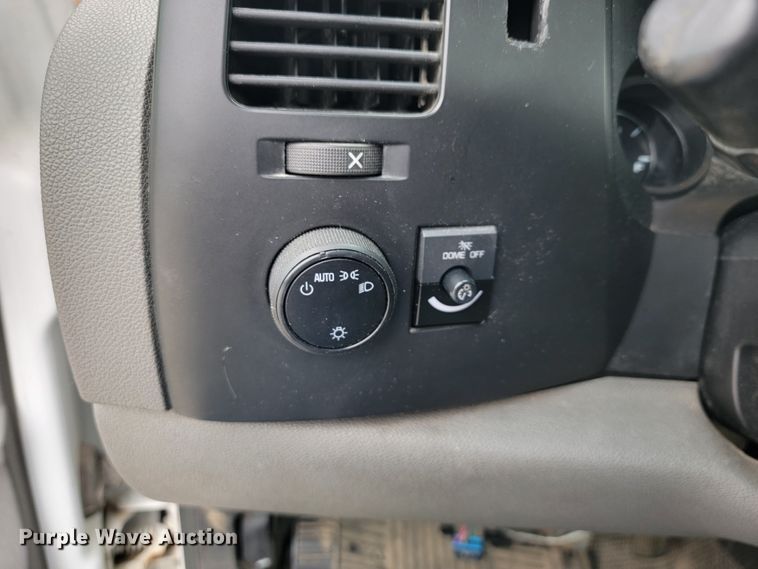 image for item JL9556 2009 Chevrolet Silverado 1500  pickup truck