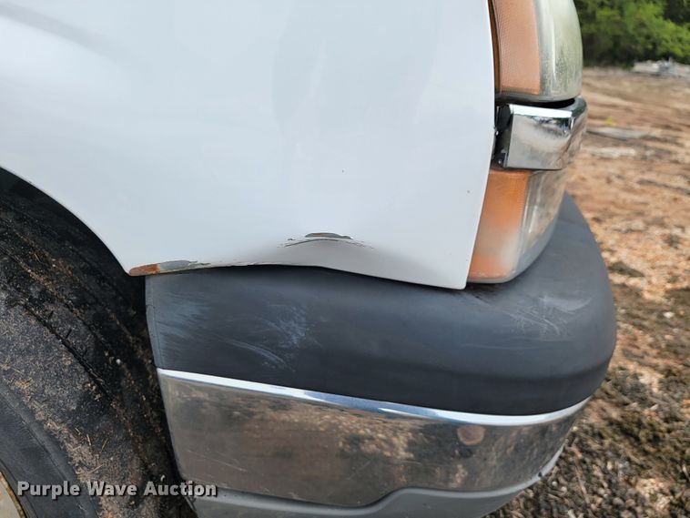 image for item JL9558 2005 Chevrolet Silverado 1500  pickup truck