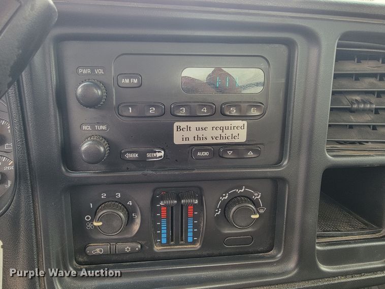 image for item JL9558 2005 Chevrolet Silverado 1500  pickup truck