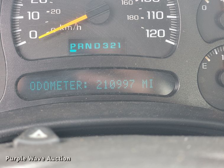 image for item JL9558 2005 Chevrolet Silverado 1500  pickup truck