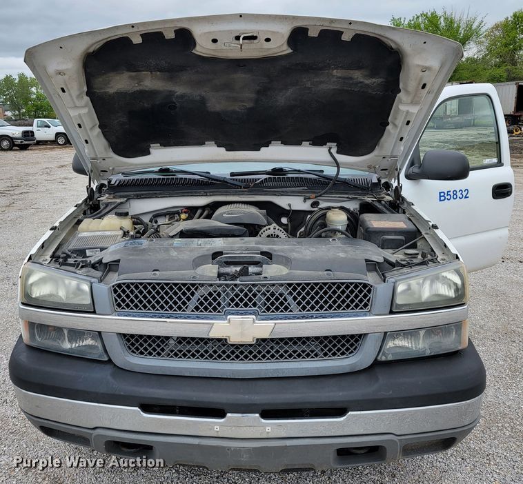 image for item JL9558 2005 Chevrolet Silverado 1500  pickup truck