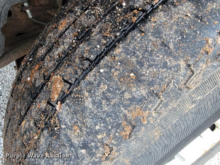 image for item JL9558 2005 Chevrolet Silverado 1500  pickup truck