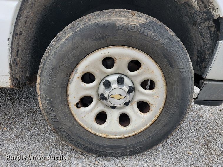 image for item JL9558 2005 Chevrolet Silverado 1500  pickup truck