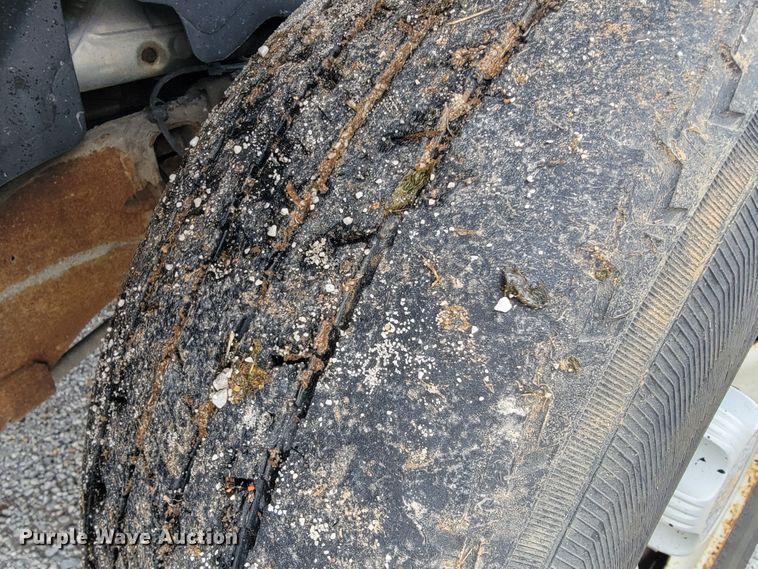 image for item JL9558 2005 Chevrolet Silverado 1500  pickup truck