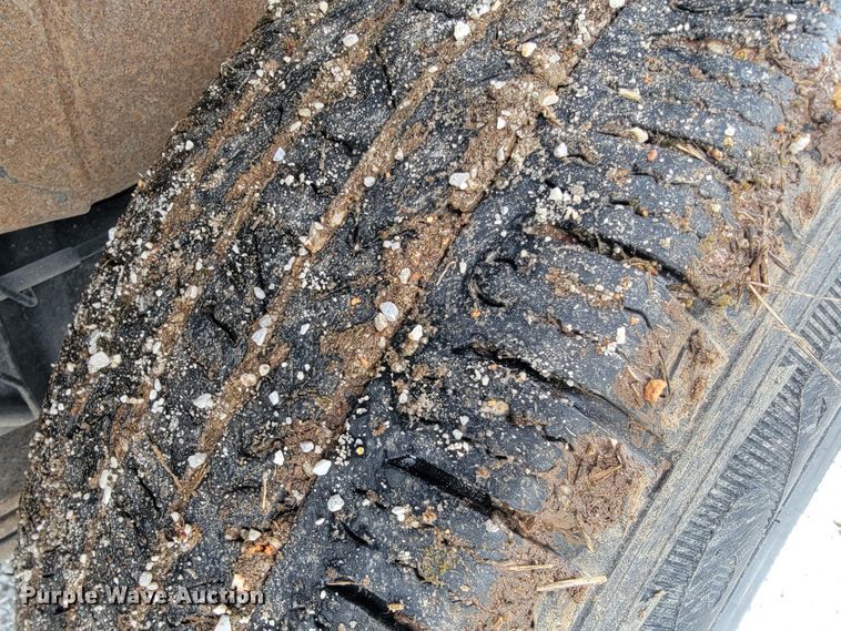 image for item JL9558 2005 Chevrolet Silverado 1500  pickup truck