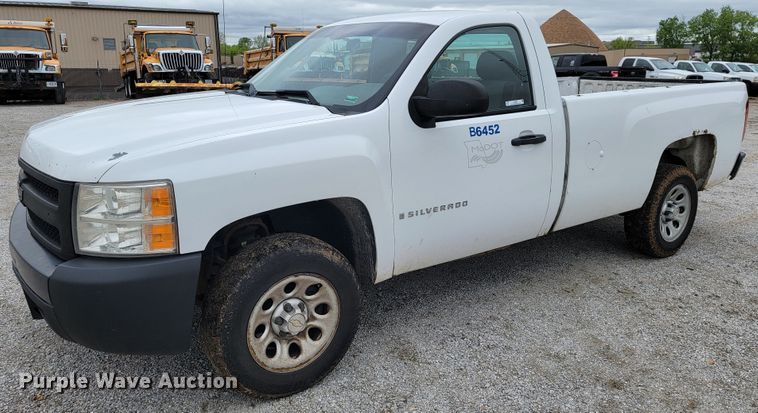 image for item JL9560 2008 Chevrolet Silverado 1500  pickup truck