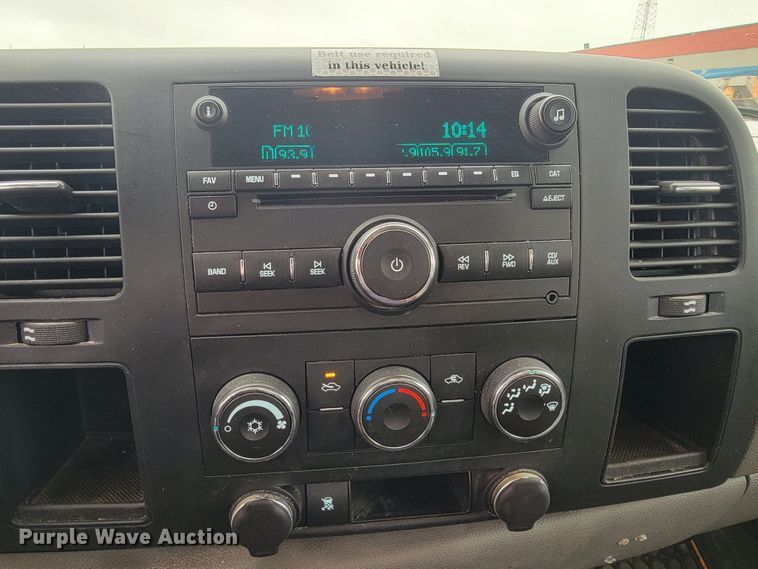 image for item JL9561 2008 Chevrolet Silverado 1500  Crew Cab pickup truck