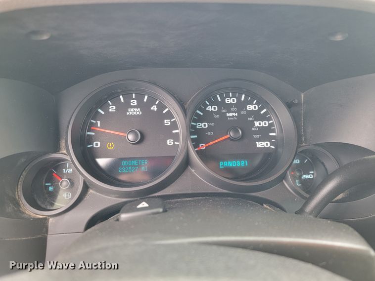 image for item JL9561 2008 Chevrolet Silverado 1500  Crew Cab pickup truck