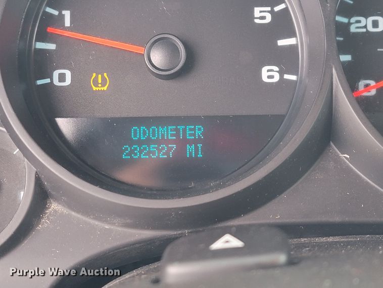 image for item JL9561 2008 Chevrolet Silverado 1500  Crew Cab pickup truck