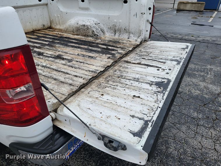 image for item JL9561 2008 Chevrolet Silverado 1500  Crew Cab pickup truck