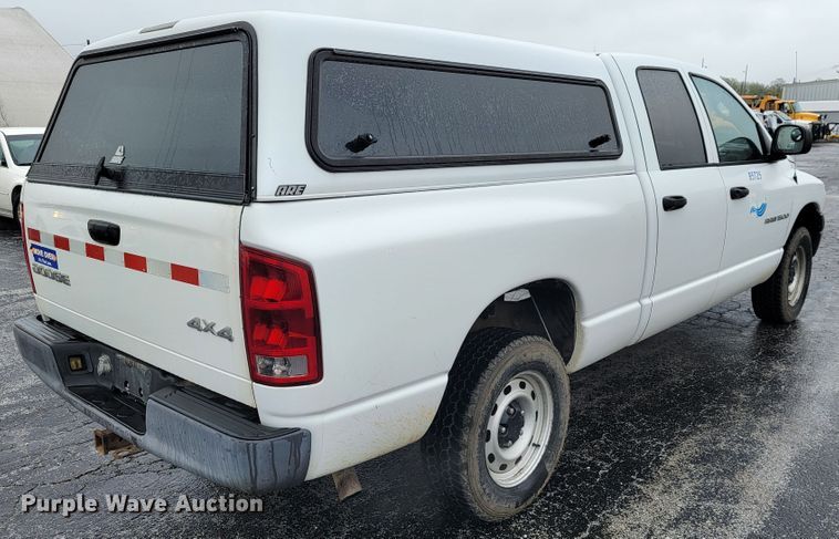 image for item JL9563 2004 Dodge Ram 1500  Quad Cab pickup truck