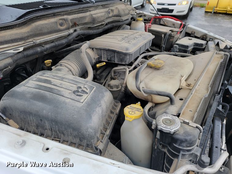 image for item JL9563 2004 Dodge Ram 1500  Quad Cab pickup truck