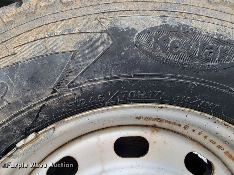 image for item JL9563 2004 Dodge Ram 1500  Quad Cab pickup truck